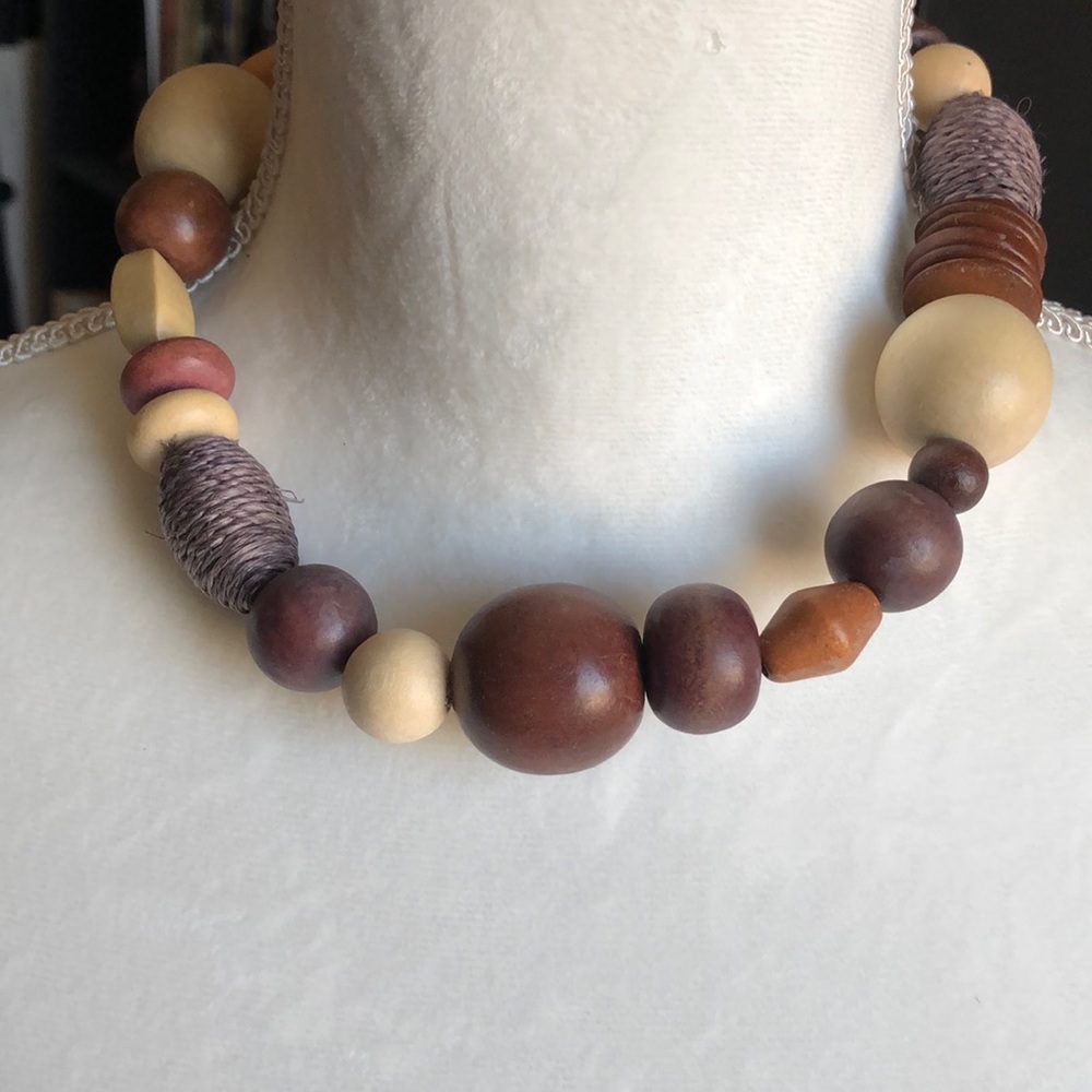Chunky wood bead necklace